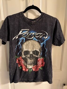 Poison Skull & Rose Graphic Tee - Black
